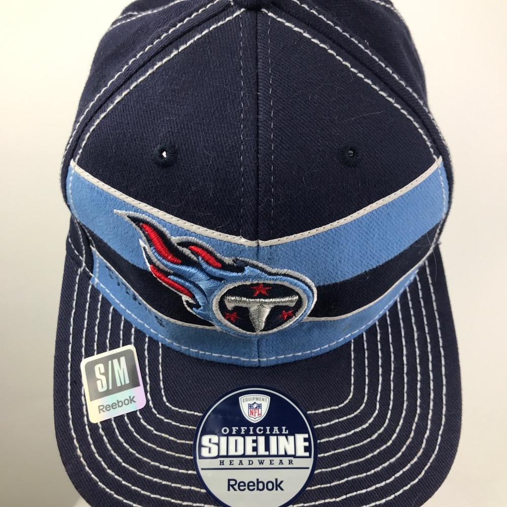TENNESSEE TITANS ON FIELD TEAM COLORS TEAM LOGO